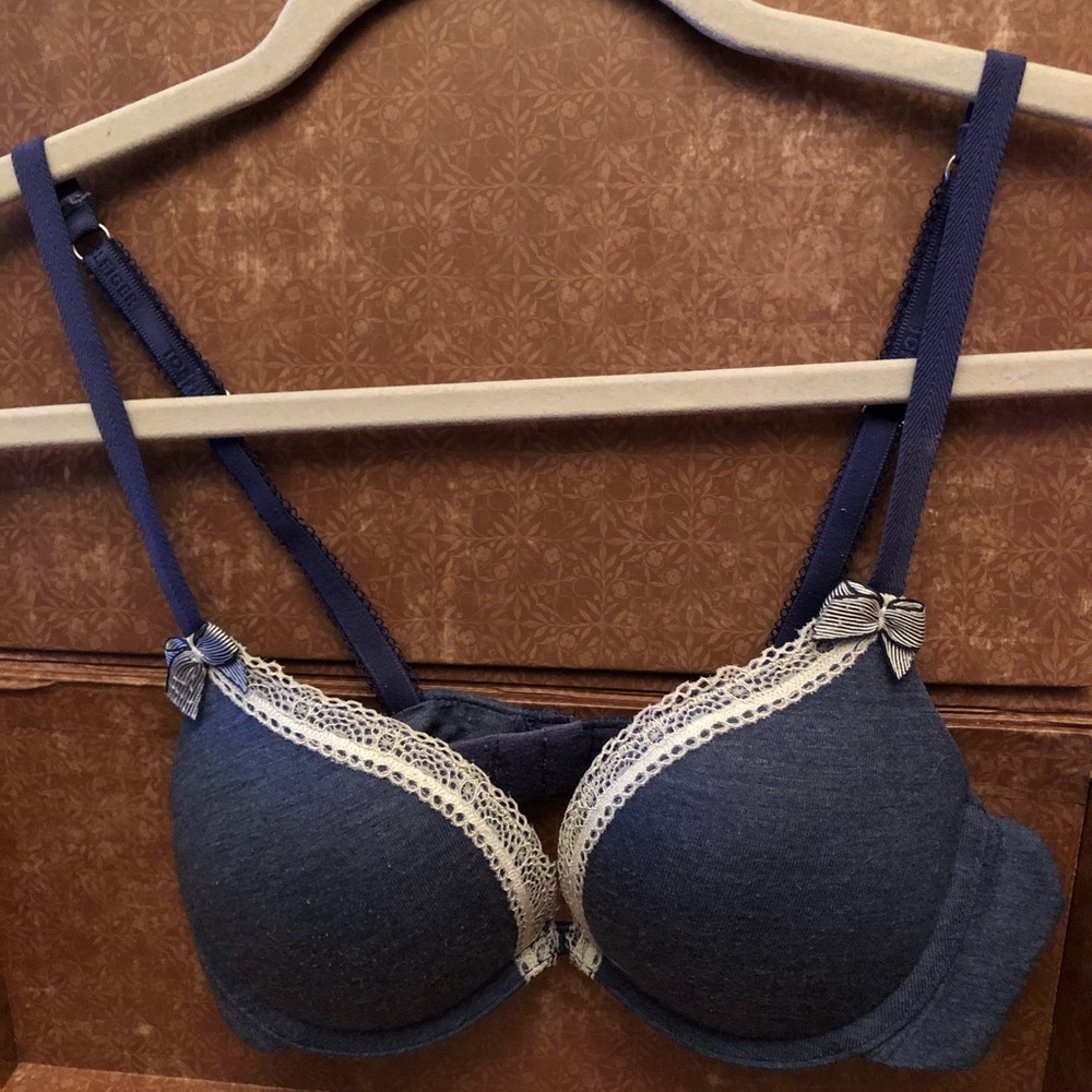 Tommy Hilfiger push up bra
